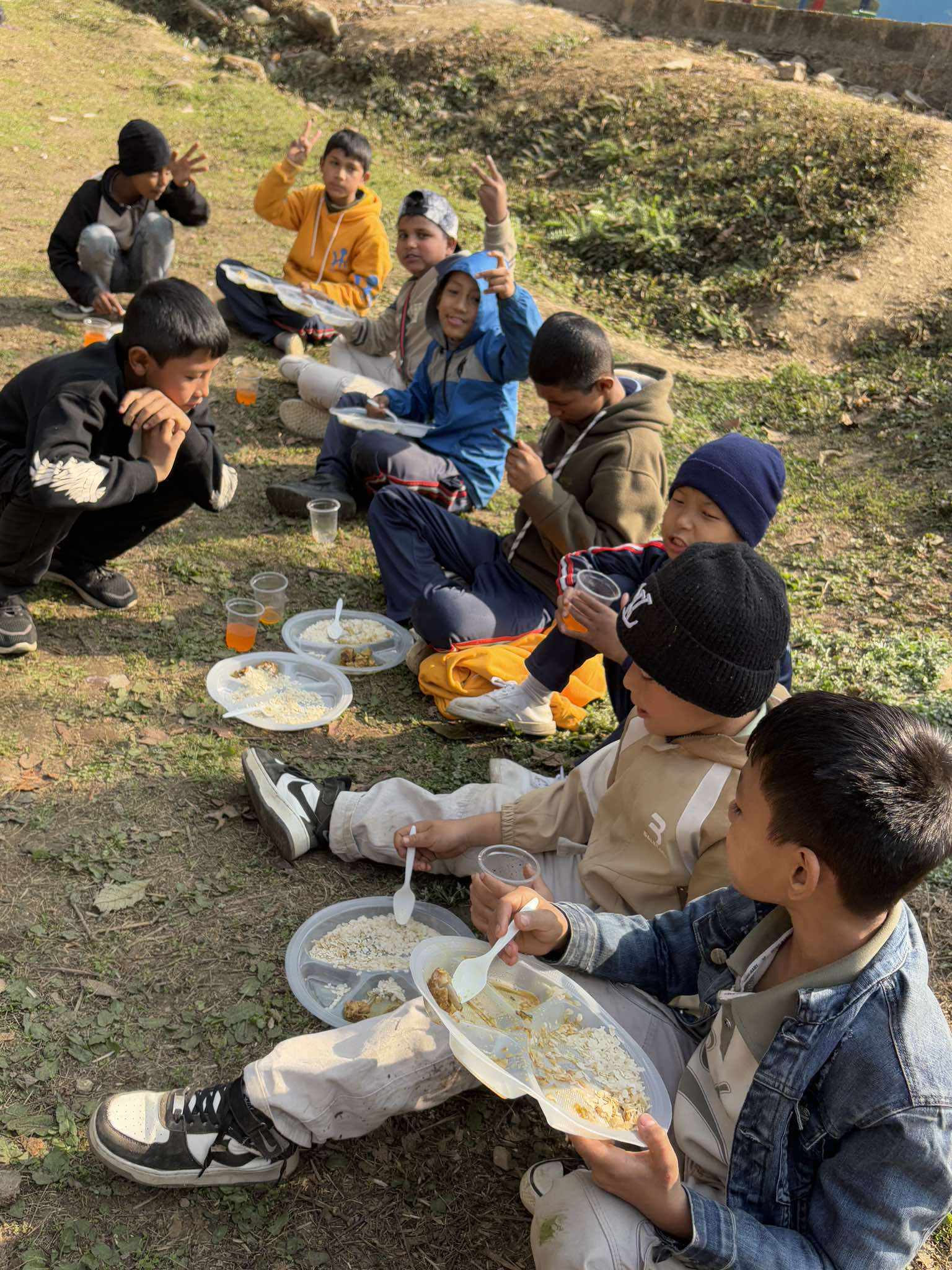 पिकनिक २०८१ फागुन २ गते शुक्रवार त्रिभुवन पार्क थानकोट