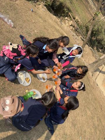 पिकनिक २०८१ फागुन २ गते शुक्रवार त्रिभुवन पार्क थानकोट